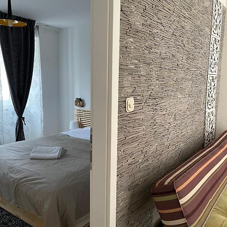 Apartments Kremenic Црес Экстерьер фото