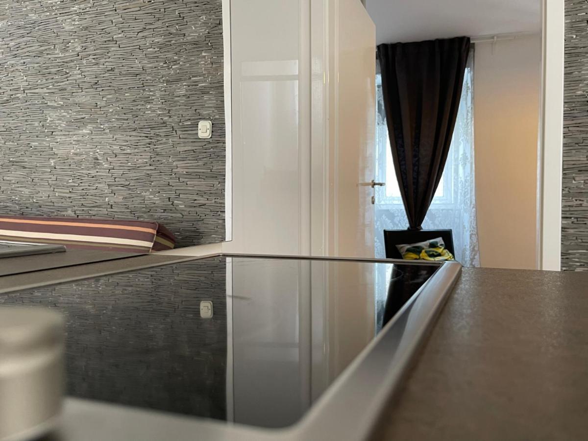 Apartments Kremenic Црес Экстерьер фото